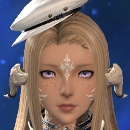 Estelle Lune