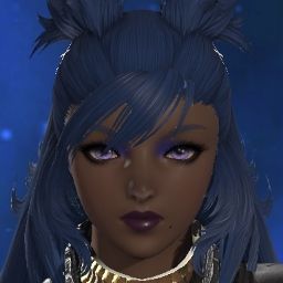 Naomii Avag