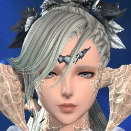 Momo Mozuku
