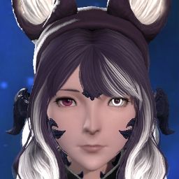 Chakhs Ejin